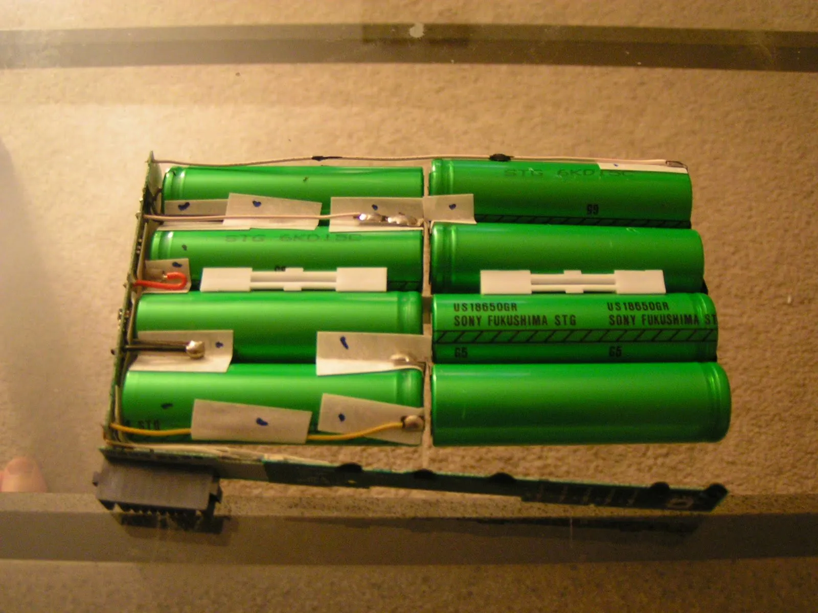 And also the wiring for the individual cell voltage monitoring
