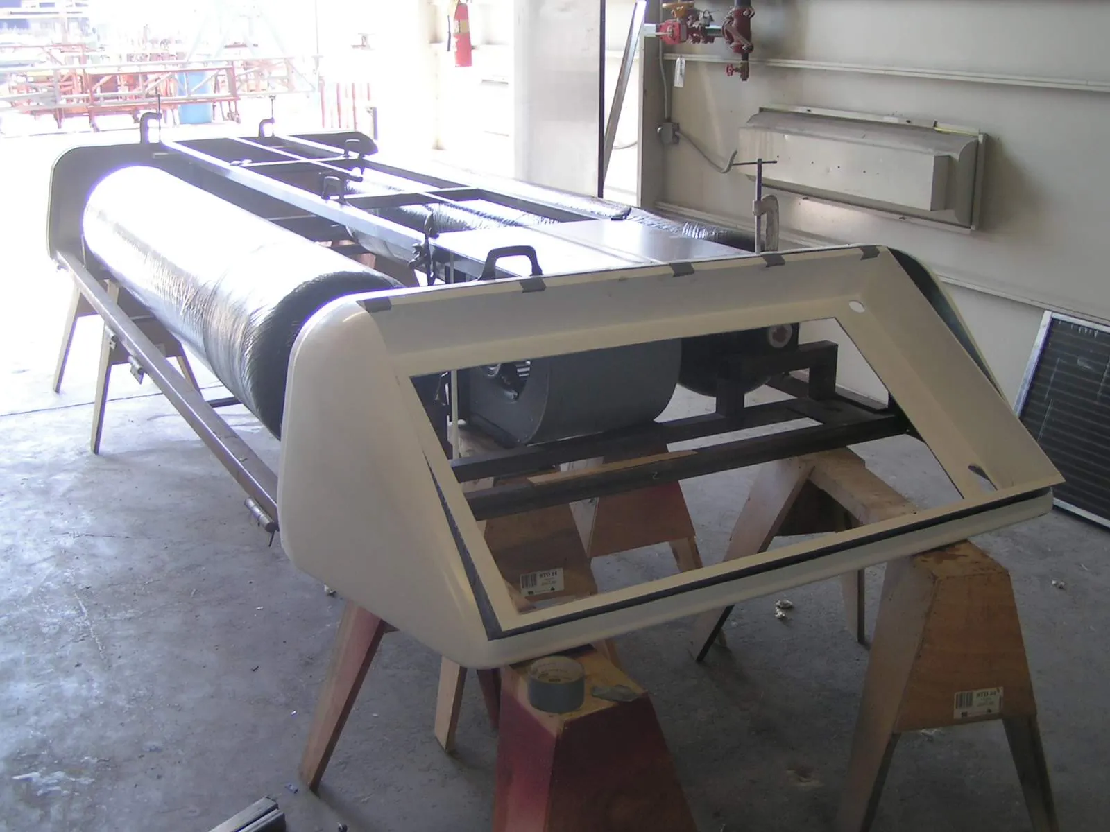 The hydrogen storage tanks