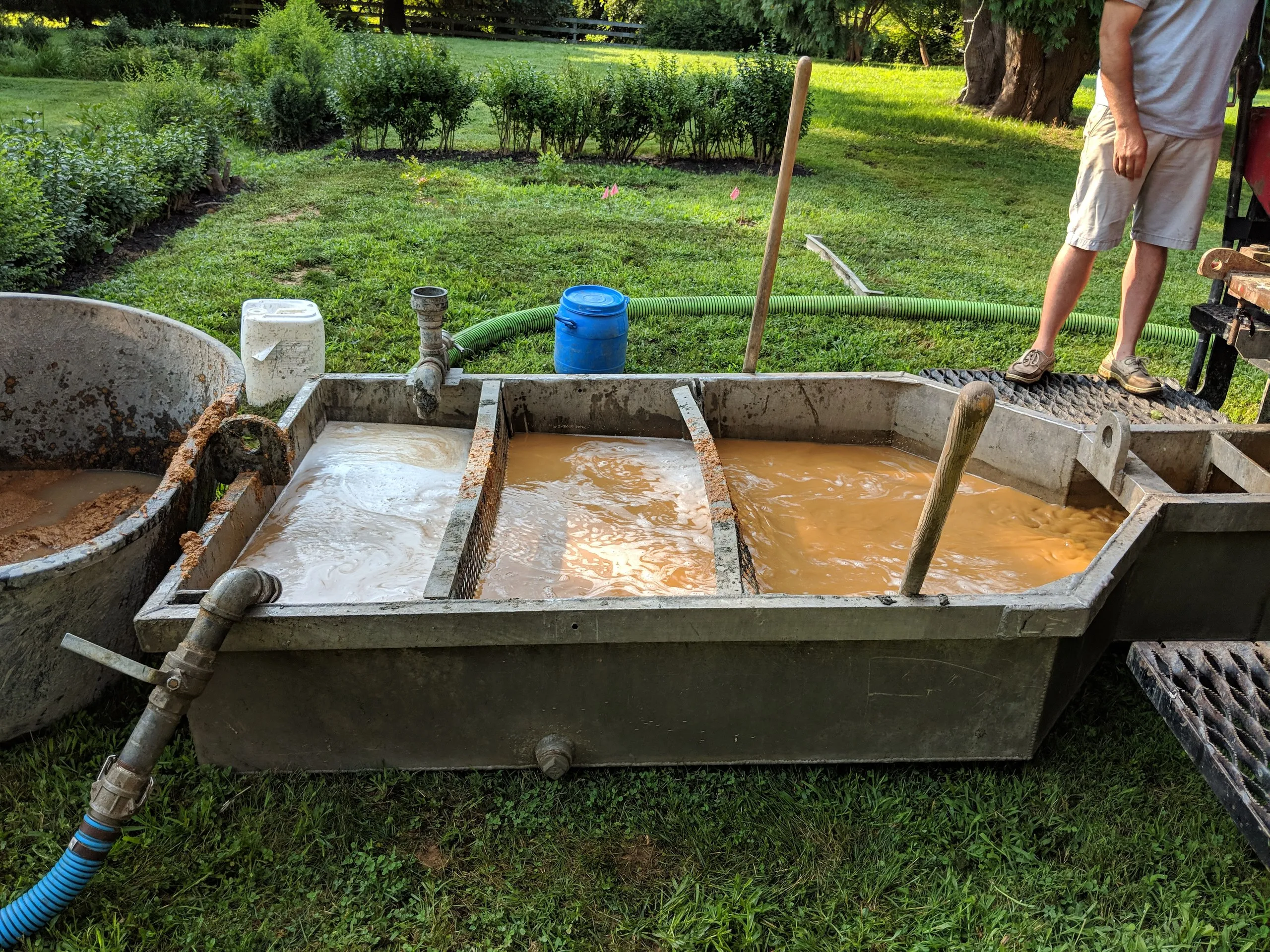 Screening the drilling mud